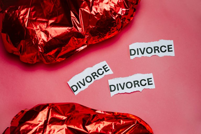 Divorce without a solicitor: How a Direct Access barrister can help